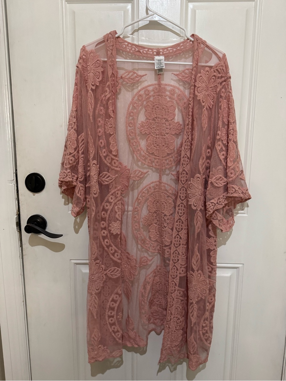 Time and Tru Dusty Rose Lace Kimono Robe